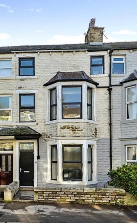 Beautiful Townhouse In Morecambe Buitenkant foto